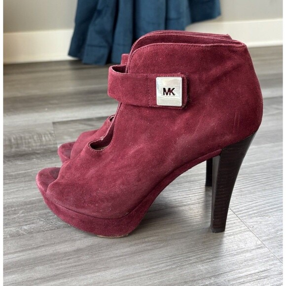Michael Kors Suede Maroon Platform Stilleto Heels Size 9 Peep Toe - Picture 1 of 8